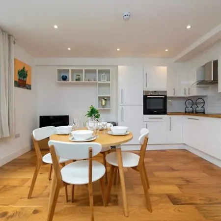 Beautiful 1Bd Apartment On The King'S Road Chelsea London Exterior photo