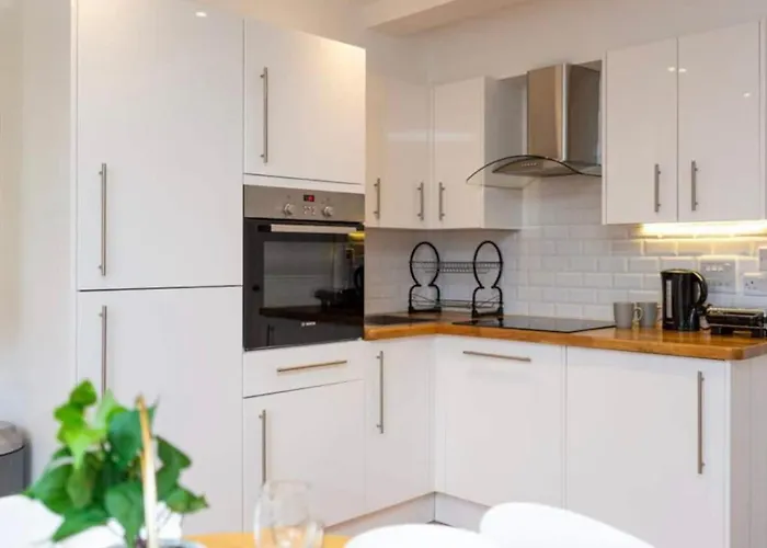 Beautiful 1Bd Apartment On The King\'S Road Chelsea